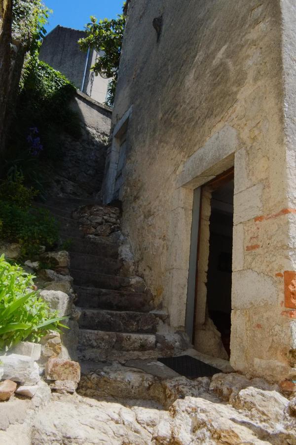 Tour Du Rocher